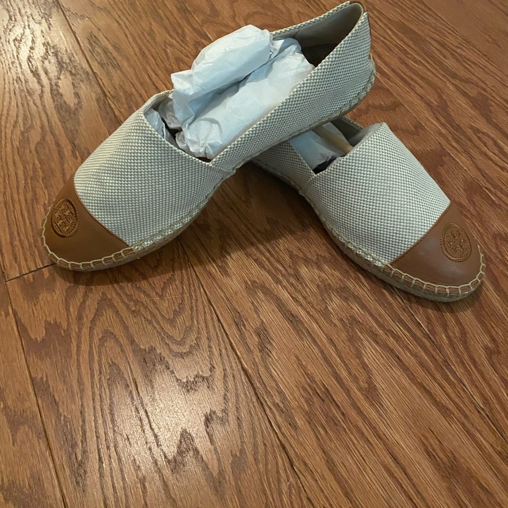 Tory Burch Canvas Printed Espadrille - Picture 2 of 4